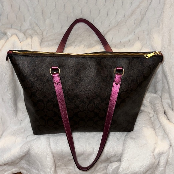 NWOT AUTHENTIC COACH SHOULDER BAG - Picture 7 of 14